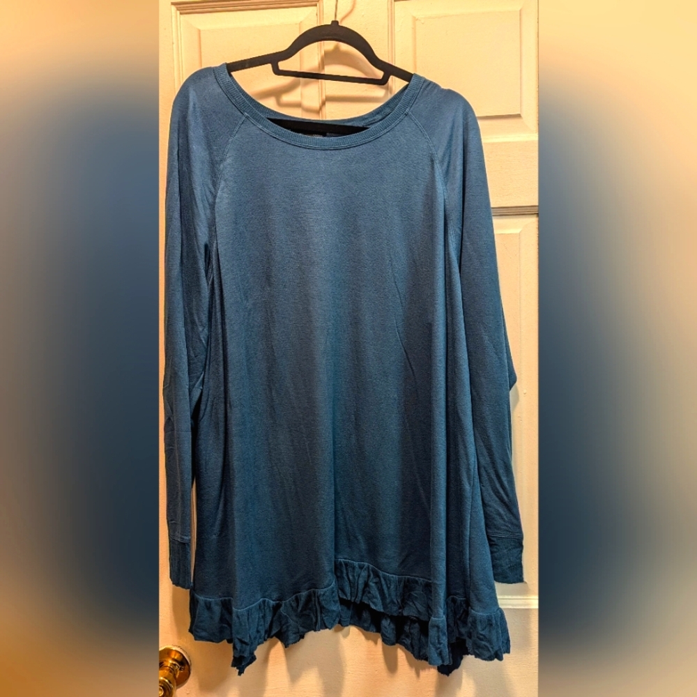 Tunic with ruffle hem